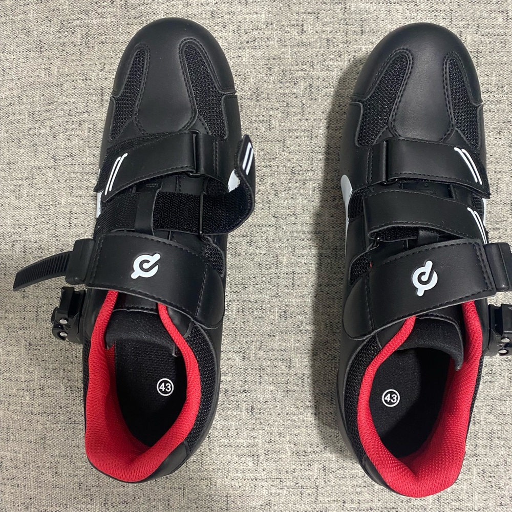 Peloton cycle shoes